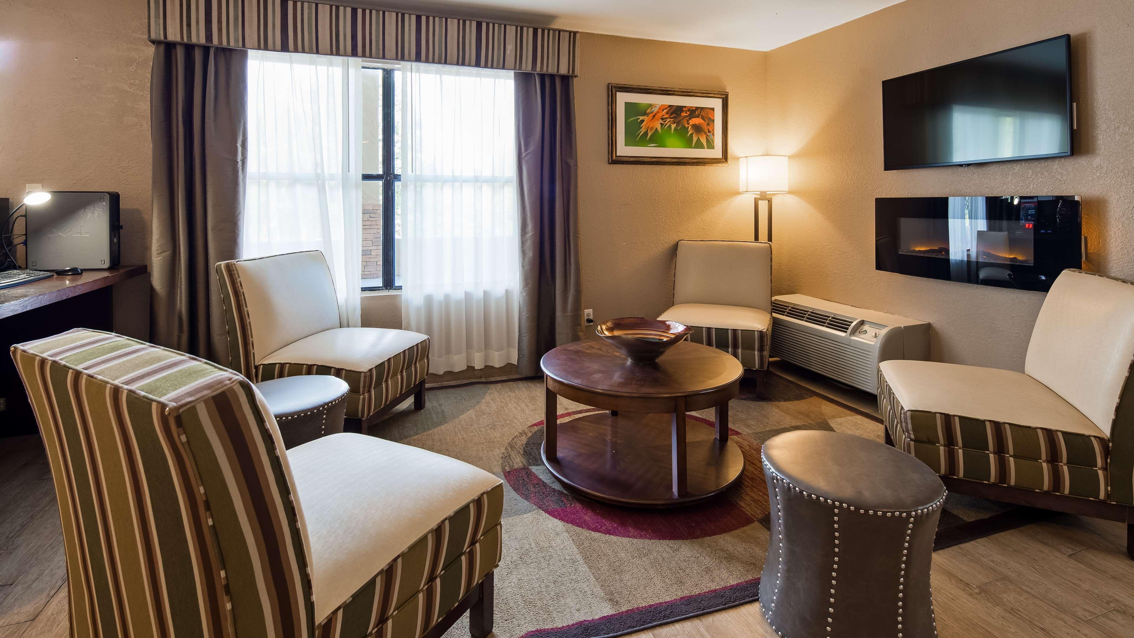 Best Western Pine Springs Inn Ruidoso Downs Dış mekan fotoğraf